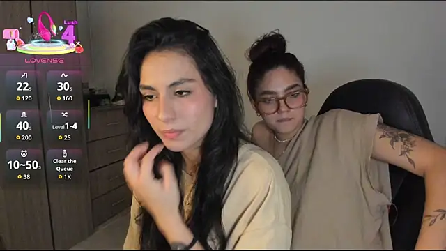 Snapshot of Dahian-peach chatting on November 12, 2025, 5:33 am Dahian-peach online show from November 12, 2025, 5:33 am