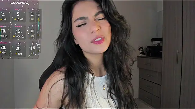 Snapshot of Dahian-peach chatting on October 17, 2025, 9:38 pm Dahian-peach online show from October 17, 2025, 9:38 pm