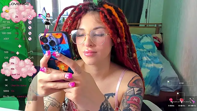 Snapshot of folinskayyya chatting on September 18, 2025, 5:43 am folinskayyya online show from September 18, 2025, 5:43 am