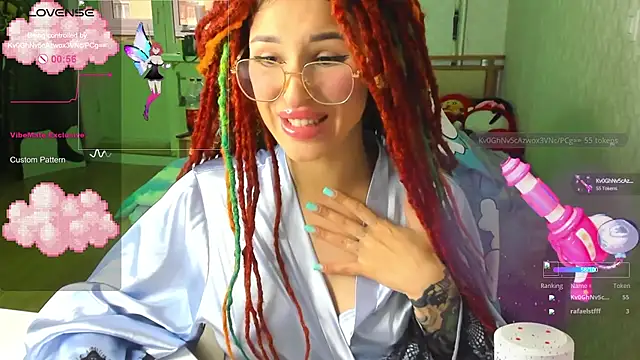 Snapshot of folinskayyya chatting on September 12, 2025, 6:57 am folinskayyya online show from September 12, 2025, 6:57 am