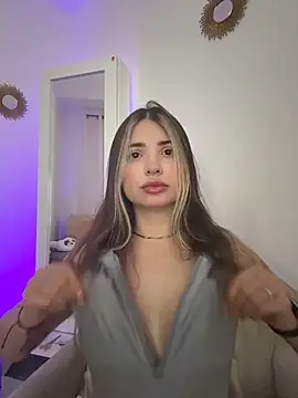 Ashleyjenner  online show from February 6, 2026, 2:40 am