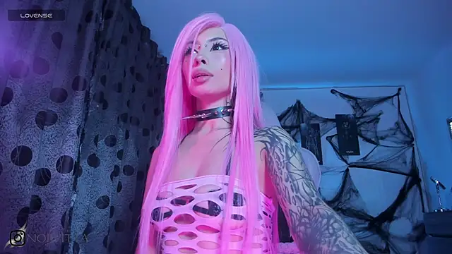 satanbabee online show from October 26, 2025, 12:55 am