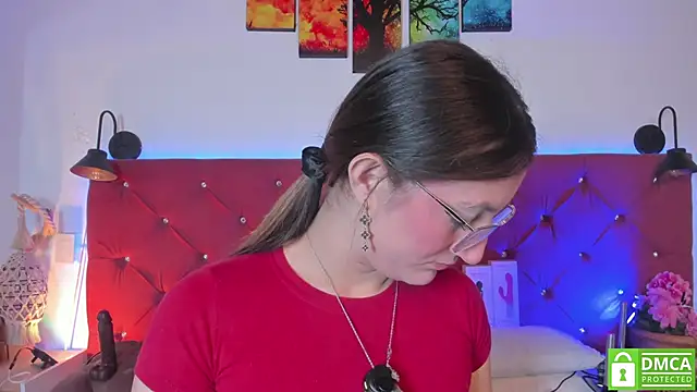 Ruth harvey  online show from April 18, 2026, 1:46 pm