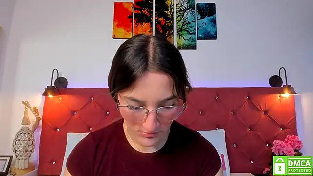 Ruth harvey  online show from November 13, 2025, 1:15 pm