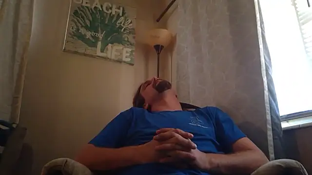 VitaminmanFL online show from November 14, 2025, 6:33 pm