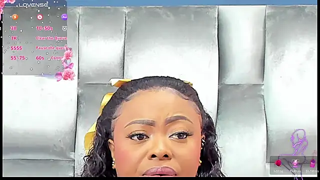 Snapshot of CamilaBenitez chatting on December 4, 2025, 4:22 am CamilaBenitez online show from December 4, 2025, 4:22 am