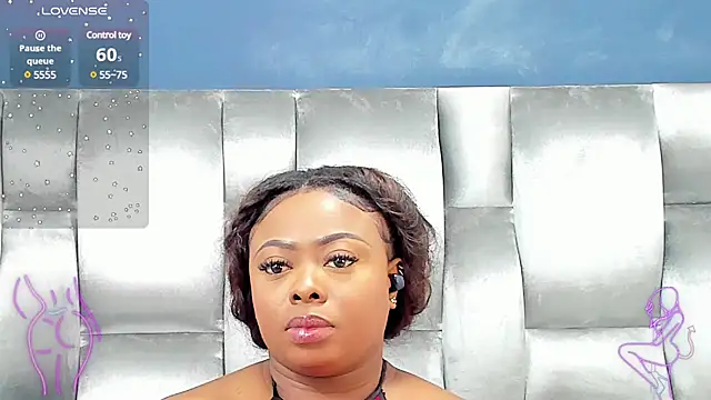 Snapshot of CamilaBenitez chatting on March 22, 2025, 8:48 pm CamilaBenitez online show from March 22, 2025, 8:48 pm