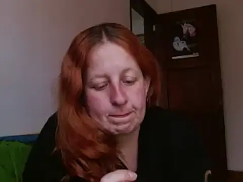 ViioletaMora online show from November 4, 2025, 8:56 pm