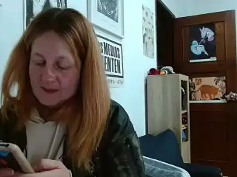 ViioletaMora online show from April 20, 2026, 3:31 am