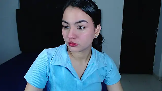 Ariel Zeo1 online show from April 1, 2026, 7:22 pm