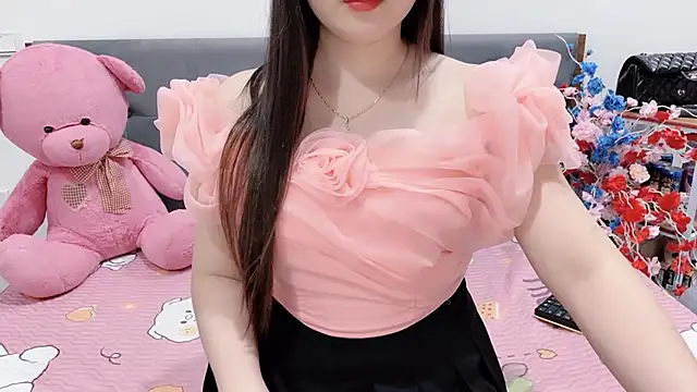 Funikio online show from April 18, 2026, 2:19 pm