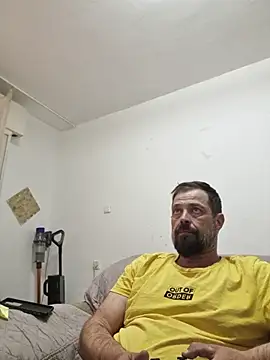 Snapshot of zefside42 chatting on November 24, 2025, 12:38 pm zefside42 online show from November 24, 2025, 12:38 pm