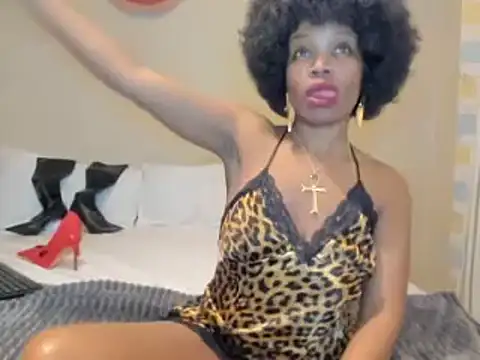 Snapshot of AfricanSquirtingQueen chatting on July 8, 2026, 3:30 am AfricanSquirtingQueen online show from July 8, 2026, 3:30 am