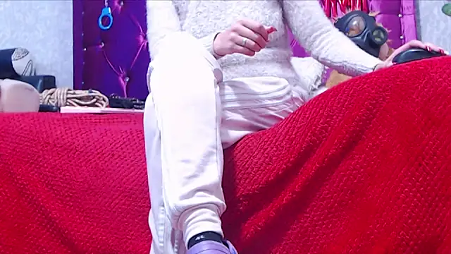 AyshaScott online show from February 16, 2026, 1:21 pm