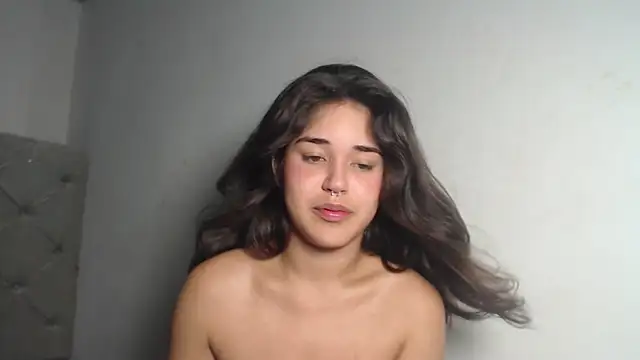 Snapshot of Melody_phillips2 chatting on November 11, 2025, 10:15 pm Melody phillips2 online show from November 11, 2025, 10:15 pm