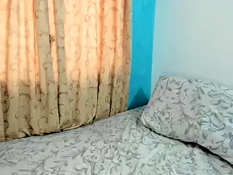 Snapshot of MonicaGarcia_ chatting on March 22, 2025, 11:32 am MonicaGarcia online show from March 22, 2025, 11:32 am