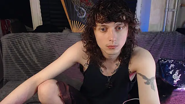 Snapshot of axxxturel chatting on June 5, 2026, 6:13 pm axxxturel online show from June 5, 2026, 6:13 pm