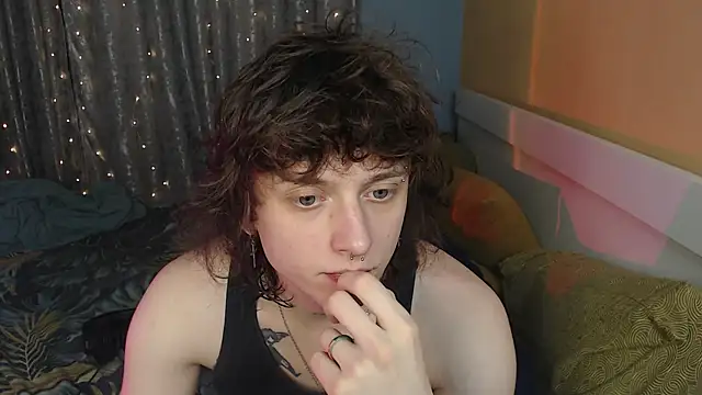 axxxturel online show from December 22, 2025, 6:41 pm