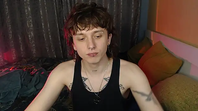 axxxturel online show from November 30, 2025, 2:23 am