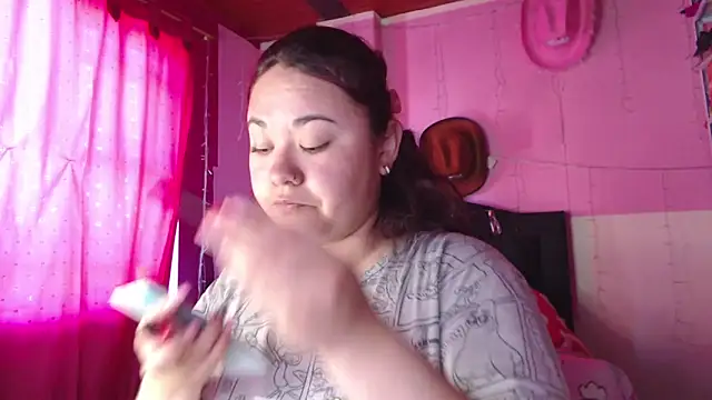 Snapshot of NikkiRous_ chatting on February 9, 2026, 1:20 pm NikkiRous online show from February 9, 2026, 1:20 pm