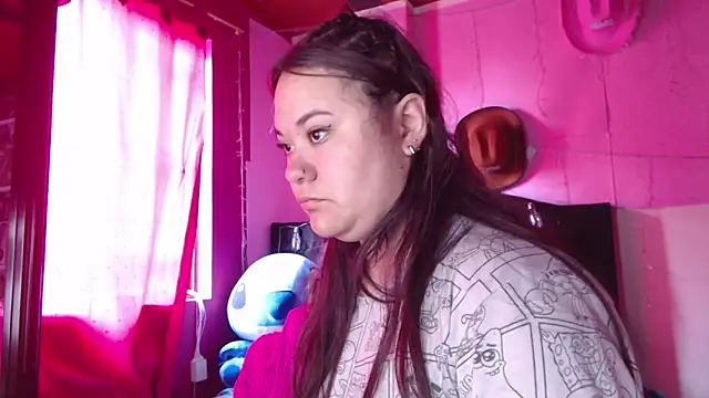 Snapshot of NikkiRous_ chatting on February 3, 2026, 2:11 pm NikkiRous online show from February 3, 2026, 2:11 pm