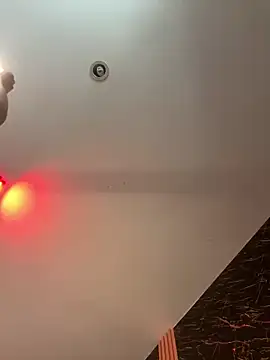 Snapshot of Ema_azel chatting on February 26, 2025, 1:22 pm Ema azel online show from February 26, 2025, 1:22 pm