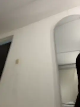 Ema azel online show from March 20, 2026, 1:34 pm