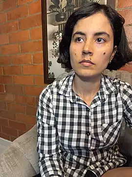 kanela3434 online show from November 29, 2025, 10:10 pm