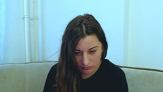 Helen Adams  online show from February 17, 2025, 12:38 pm