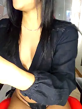 Snapshot of moreninhasilva chatting on October 18, 2025, 12:12 am moreninhasilva online show from October 18, 2025, 12:12 am