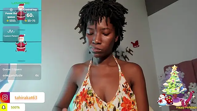 Snapshot of Tahira_21_ chatting on December 4, 2025, 7:02 pm Tahira 21 online show from December 4, 2025, 7:02 pm