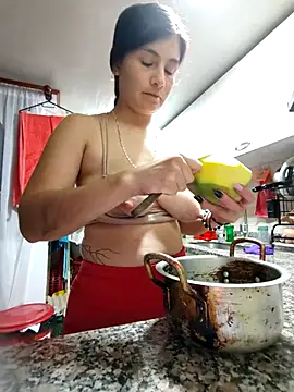 Sasha smith23 online show from April 16, 2026, 1:06 am