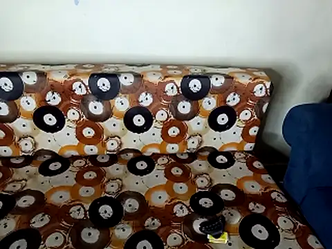 shuhana  online show from November 2, 2025, 12:59 am