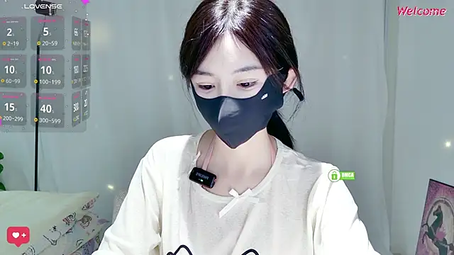 Snapshot of Duduludululu chatting on October 5, 2025, 6:48 am Duduludululu online show from October 5, 2025, 6:48 am