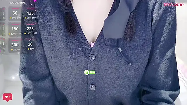 Snapshot of Duduludululu chatting on October 17, 2025, 5:00 am Duduludululu online show from October 17, 2025, 5:00 am