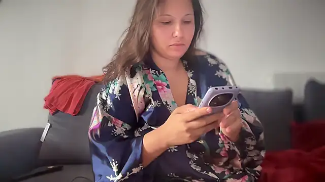 Snapshot of minette-sexy chatting on September 10, 2025, 8:13 am minette-sexy online show from September 10, 2025, 8:13 am