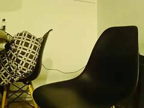 Snapshot of L0cKyseven77 chatting on March 11, 2025, 3:47 am L0cKyseven77 online show from March 11, 2025, 3:47 am