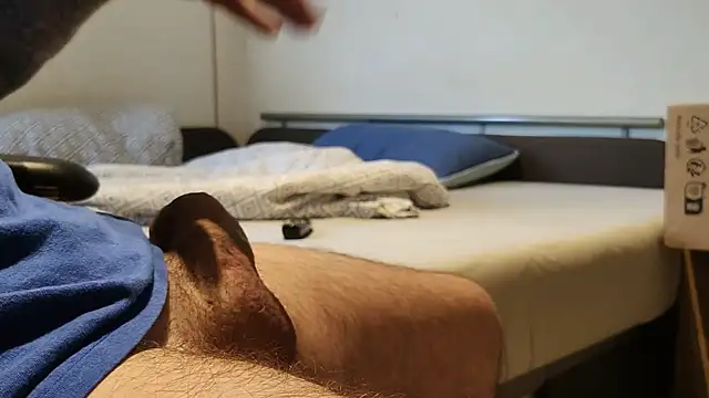 Alphapimmelchen online show from September 12, 2025, 5:29 am