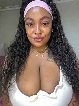 Snapshot of Katamia25 chatting on December 28, 2024, 4:30 am Katamia25 online show from December 28, 2024, 4:30 am