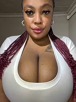 Snapshot of Katamia25 chatting on March 22, 2025, 12:04 pm Katamia25 online show from March 22, 2025, 12:04 pm