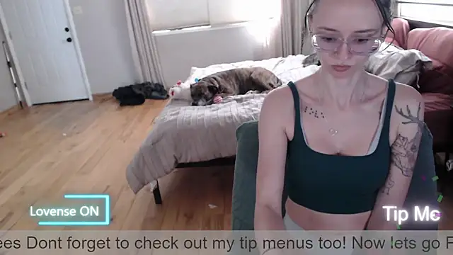 Plantbabeee online show from May 19, 2026, 5:31 pm