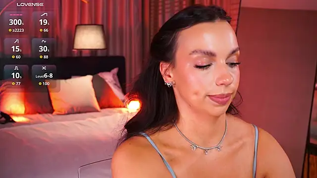 LunaNight online show from April 21, 2026, 8:48 pm