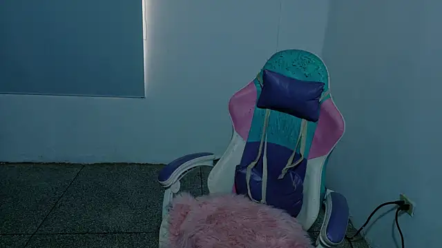 WandaDoll online show from February 7, 2026, 12:13 pm