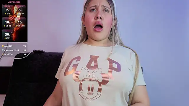 eleecttraa 12 online show from October 27, 2025, 8:21 pm