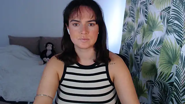 Snapshot of ChloeJewel1 chatting on May 2, 2026, 9:14 am ChloeJewel1 online show from May 2, 2026, 9:14 am
