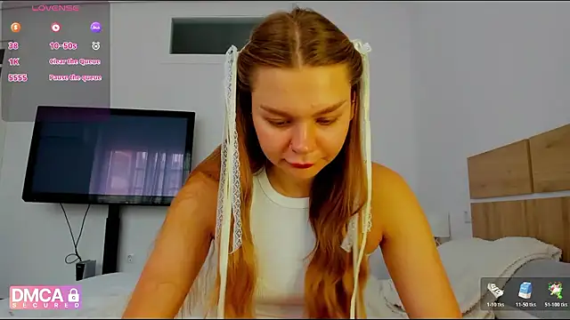Snapshot of Molly_sweetie chatting on May 4, 2026, 6:27 am Molly sweetie online show from May 4, 2026, 6:27 am