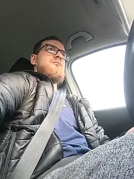 Snapshot of Sweet_bear69 chatting on December 14, 2025, 12:22 pm Sweet bear69 online show from December 14, 2025, 12:22 pm