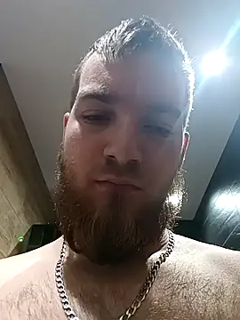 Snapshot of Sweet_bear69 chatting on January 11, 2025, 10:29 pm Sweet bear69 online show from January 11, 2025, 10:29 pm