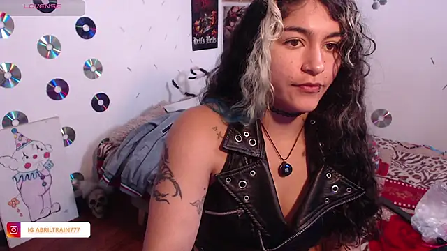 abril666 online show from October 14, 2025, 3:45 pm
