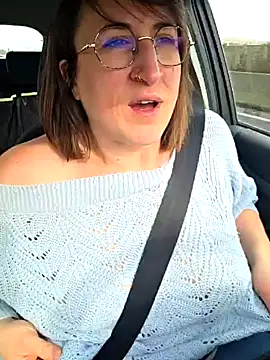 minierose online show from February 16, 2026, 11:53 am